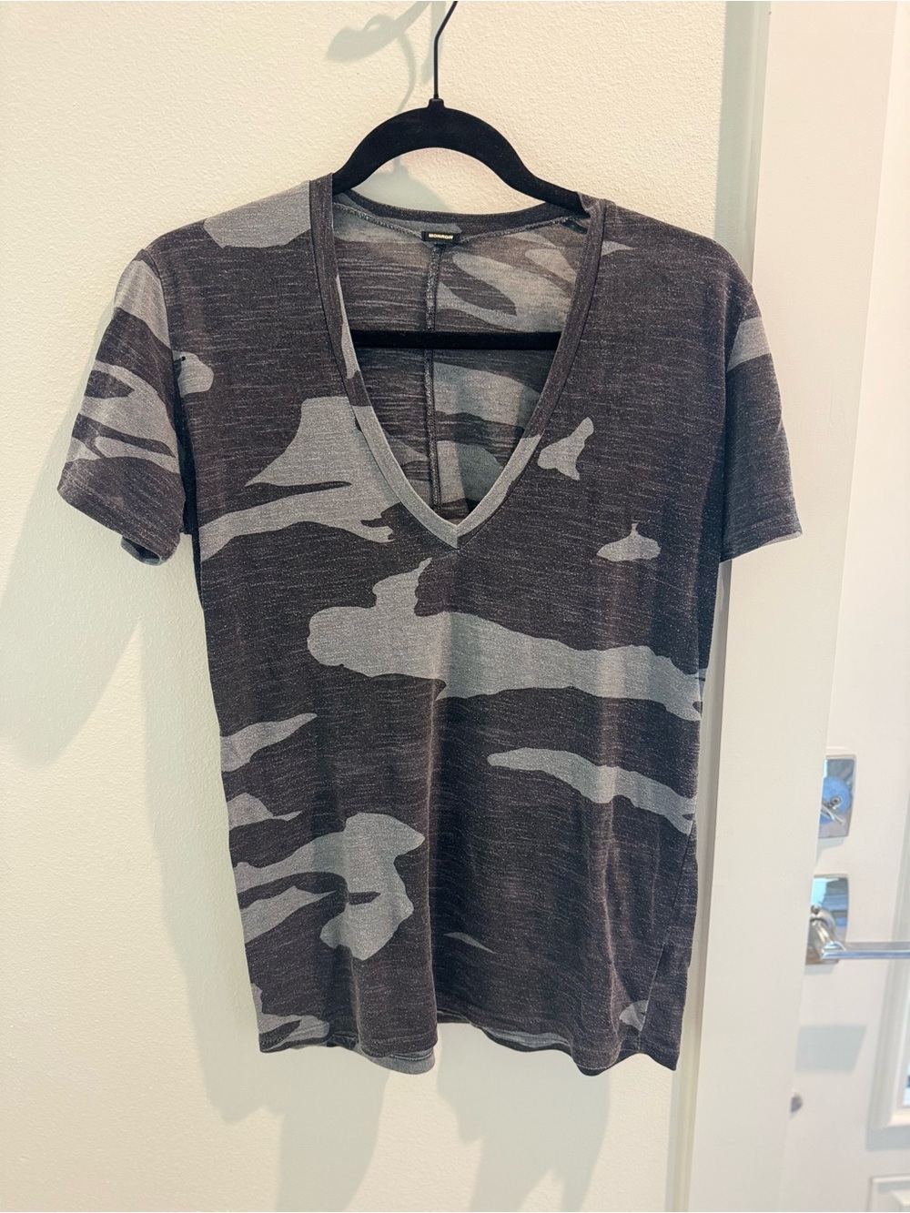 Monrow Gray Camouflage V-Neck Tee